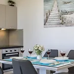 In Podstrana-sv Martin Mit Balkon, Klimaanlage, W-lan, Waschmaschine 4777-2 Апартаменты *