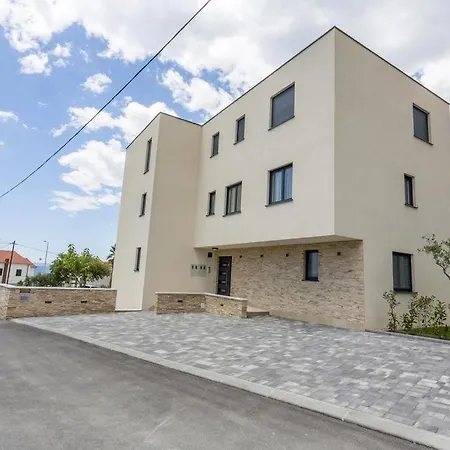 In Podstrana-sv Martin Mit Balkon, Klimaanlage, W-lan, Waschmaschine 4777-2 Апартаменты